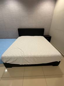 King Size Dunlopillo bed frame for Sale