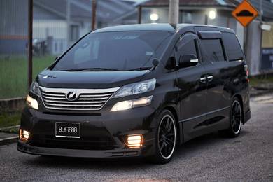 Toyota Vellfire Z PLATINUM SELECTION in Masjid Tanah, MLK