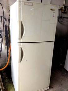 Freezer Ais Ice Fridge Peti Refrigerator National