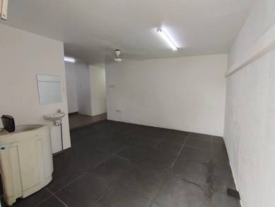 Townhouse For Rent in Bandar Damai Perdana,KUL