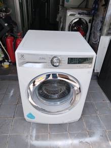 Electrotlux inverter front load 9kg washer