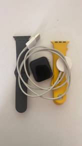 Apple Watch S 6 + 10 wrist bands