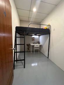 Room in Puchong, SGR