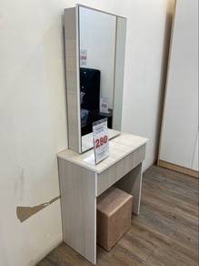 Meja Solek Siap Pasang!