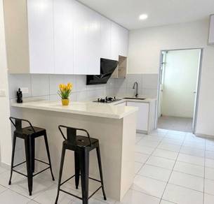 Condominium For Rent in Residensi Sateria