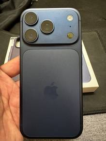 Iphone 17 Pro (Blue-256gb)