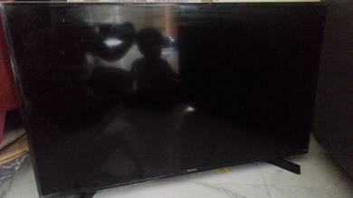 Hisense 40" LED backlight Tv