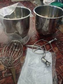 Mesin Pengadun Tepung