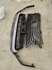 2016 - 2019 Lexus RX300 Front Grill Original