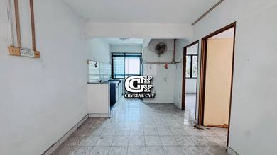 Apartment For Sale in Taman Teluk Kumbar