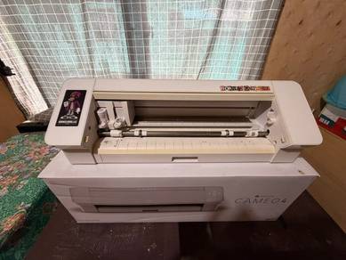 Silhouette Cameo 4 (12 inch )