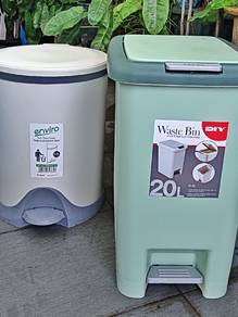 dustbin 99.9% New (1set /2pc)