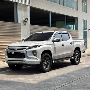 2022 Mitsubishi Triton VGT PREMIUM