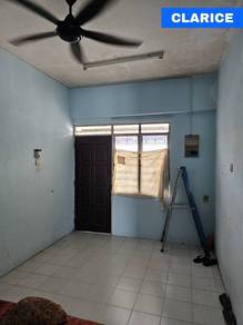 Apartment For Sale in Taman Wayton