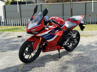 Honda CBR150R