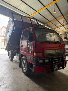 2009 Lori Tipper Daihatsu Delta V58R-HS