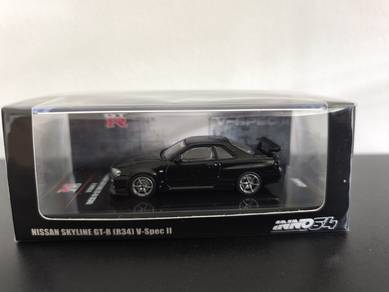 Inno64 Nissan Skyline GTR 34 Diecast 1/64