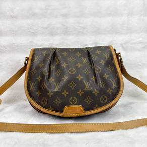 Authentic LV Brown Monogram Canvas Menilmontant