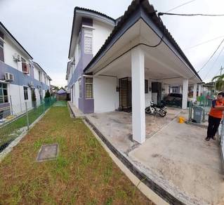 Townhouse For Sale in Paya Rumput,MLK