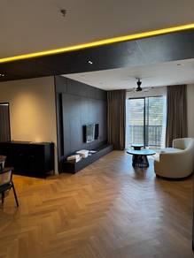 Condominium For Rent in Doncaster Residence