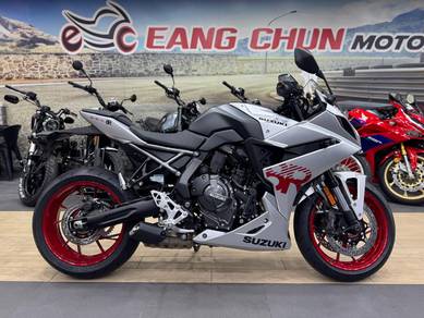 Suzuki GSX-8S