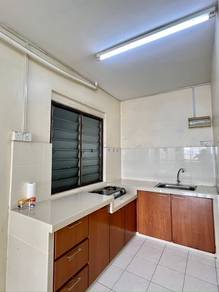 Apartment For Rent in Halaman Kenanga