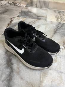 Kasut Sukan Nike