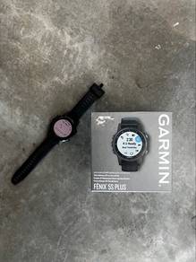 Garmin Fenix 5S Plus Sapphire (42MM))