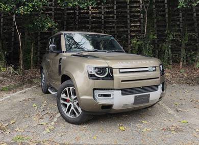 2021 Land Rover Defender 90SE P300