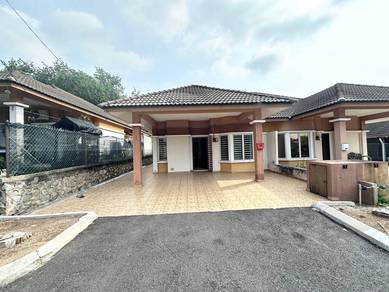Semi-Detached House For Sale in Sepang,SGR