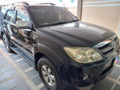 Toyota Fortuner V in Kuching, SWK