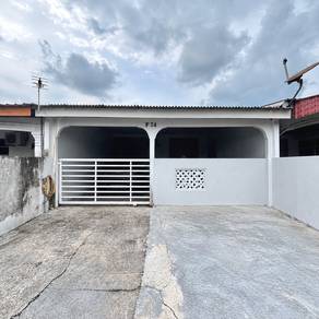 Terraced House For Sale in Malim Nawar,PRK