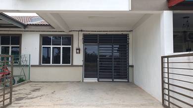 Terraced House For Rent in Durian Tunggal,MLK