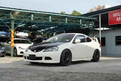 Honda Integra Type R TYPE-R in Old Klang Road, KUL