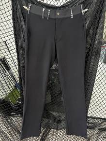 BNWT Iliac Golf Pants Size 32 – 17.5” Waist Flat M