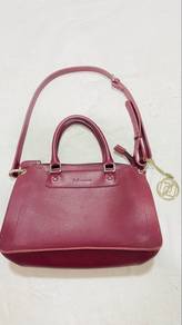 Women’s shoulder bag