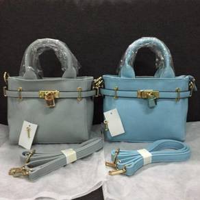 Billy Button Sling Bag