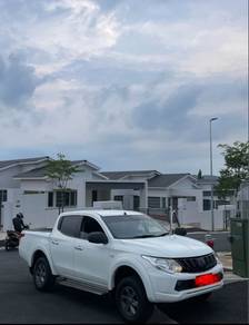 Mitsubishi Triton M/T in Butterworth, PNG