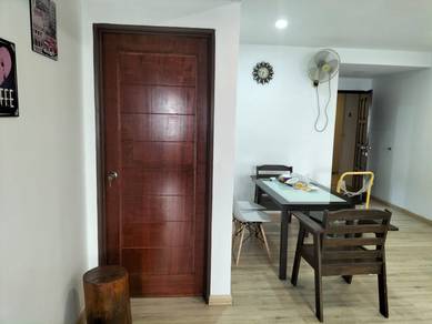 Condominium For Rent in Amadesa Resort Condominium