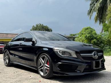 Mercedes Benz CLA45 45 AMG (CBU) in Kajang, SGR