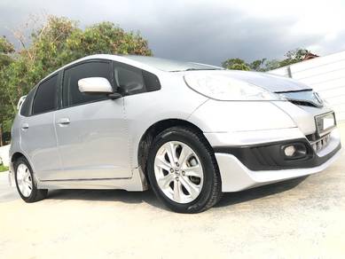 Honda Jazz Hybrid HYBRID in Muar, JHR
