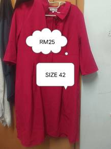 blouse merah