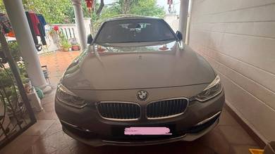 BMW 318i 18i LUXURY (CKD) in Damansara Kim, SGR