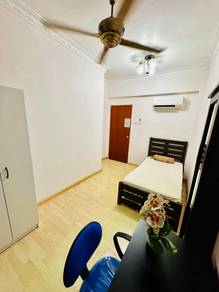 Condominium For Rent in Andalucia