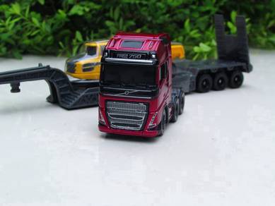 Maisto (7cm) Volvo FH16 With Volvo A25G Dump Bed