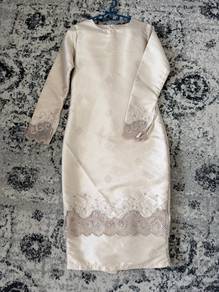 Baju Raya Preloved