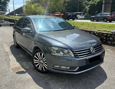 Volkswagen Passat TSI SPORT (CBU) in Puchong, SGR