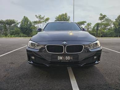 BMW 316i 16i (CKD) in Johor Bahru, JHR