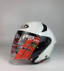KYT TTR Jet White M size brand new