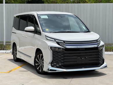 Toyota Voxy S-Z in Ara Damansara, SGR